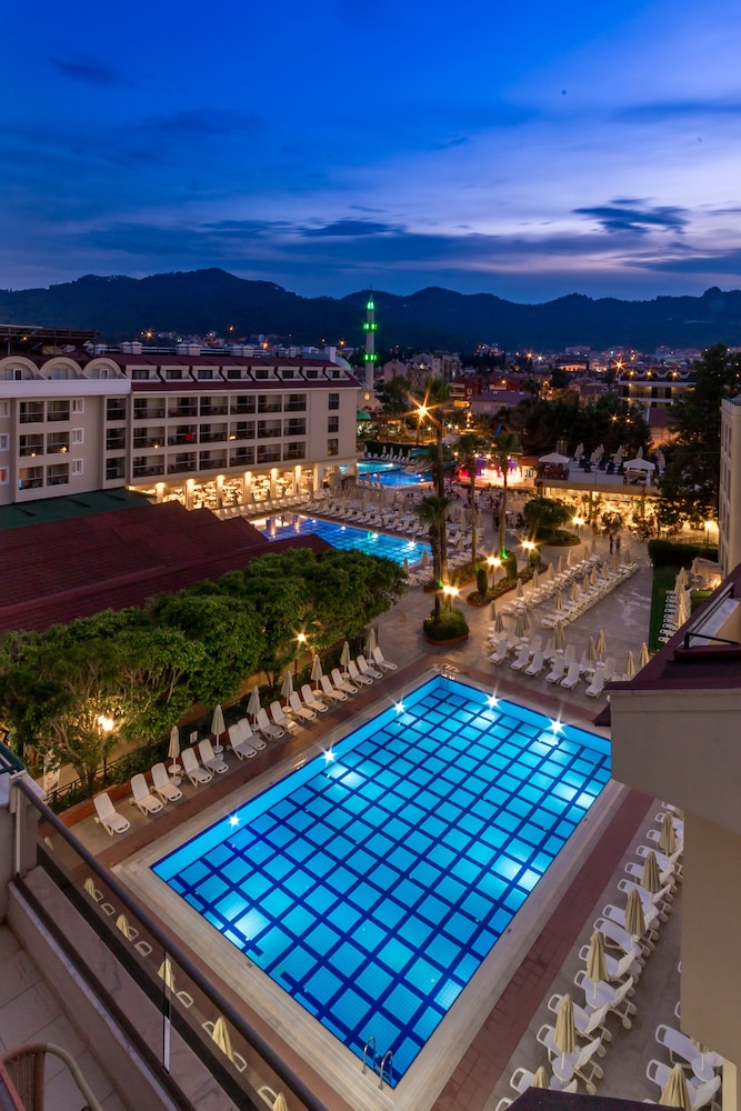 Julian Club Hotel in MARMARIS