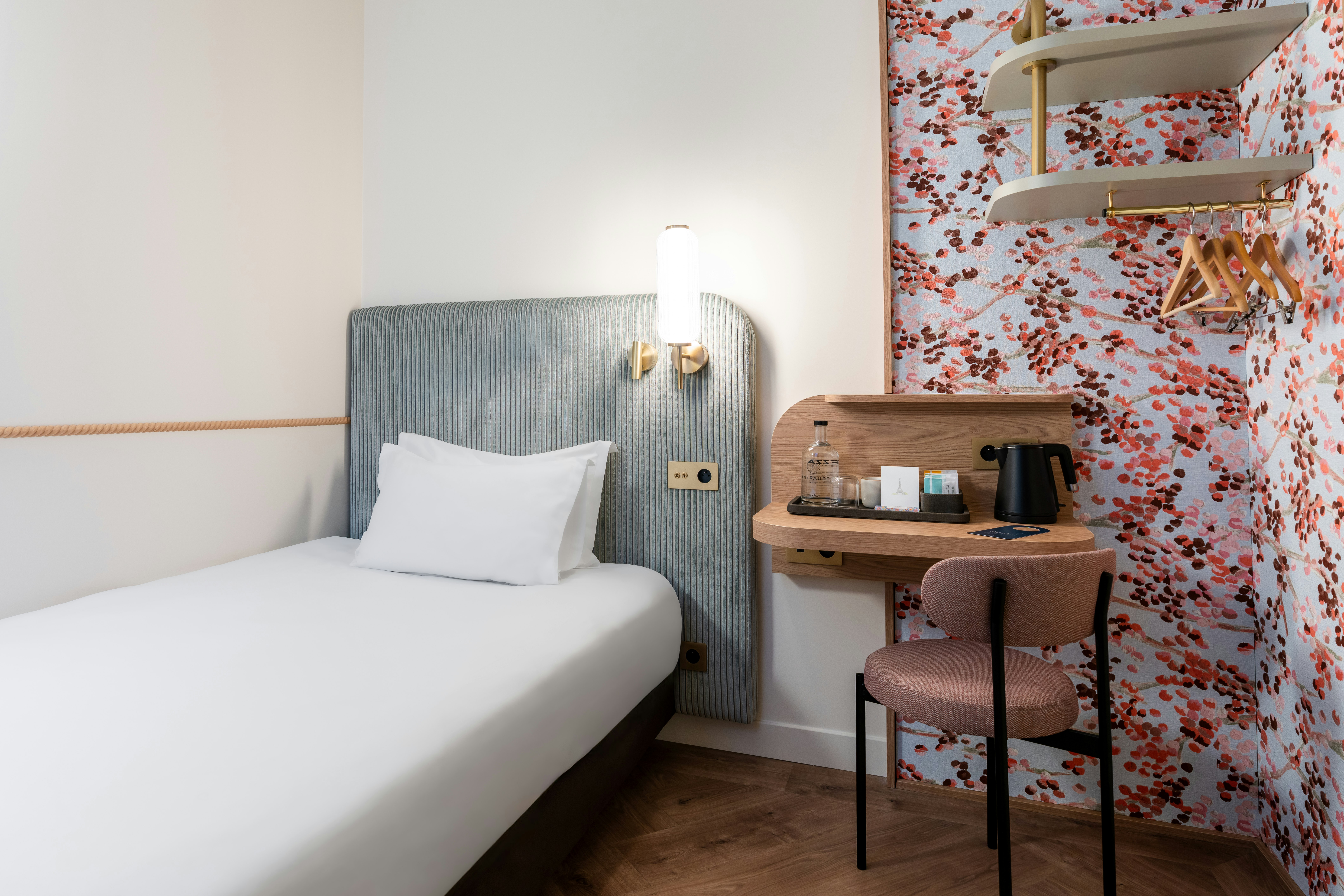 Hotel D Espagne 27/78