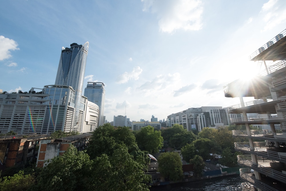 Sovereign Group Hotel Pratunam Bangkok 58/61