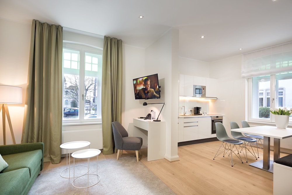 Bergmann Boardinghouse 31/45