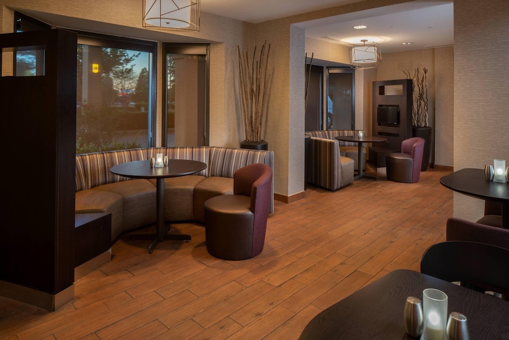 Courtyard Baton Rouge Siegen Lane 22/33