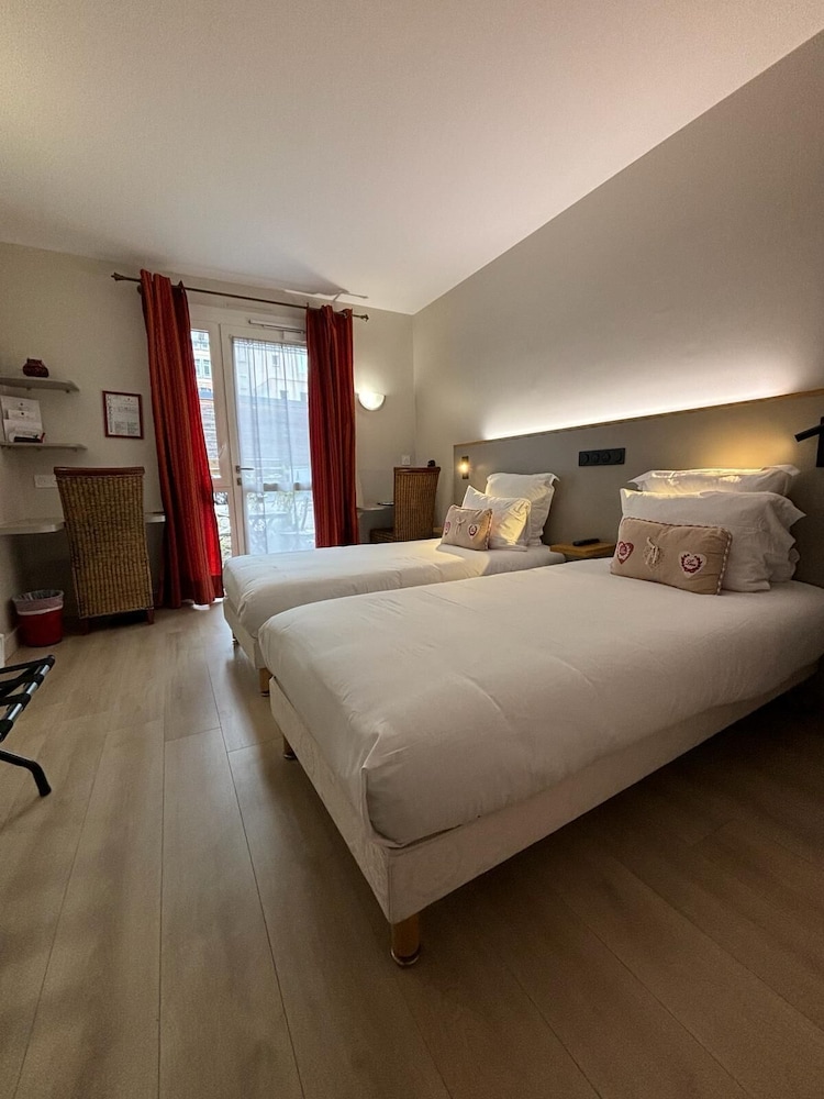 STANDARD, TWIN BEDS