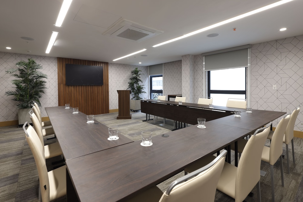 Casa Andina Standard Benavides 22/24