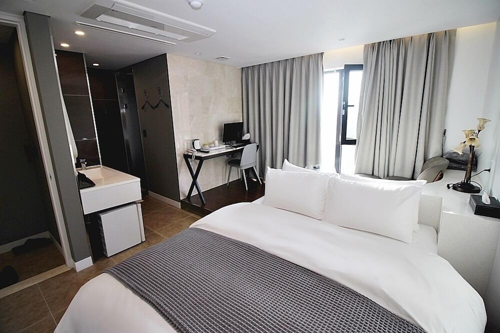 Circle Hotel Seoul 15/25