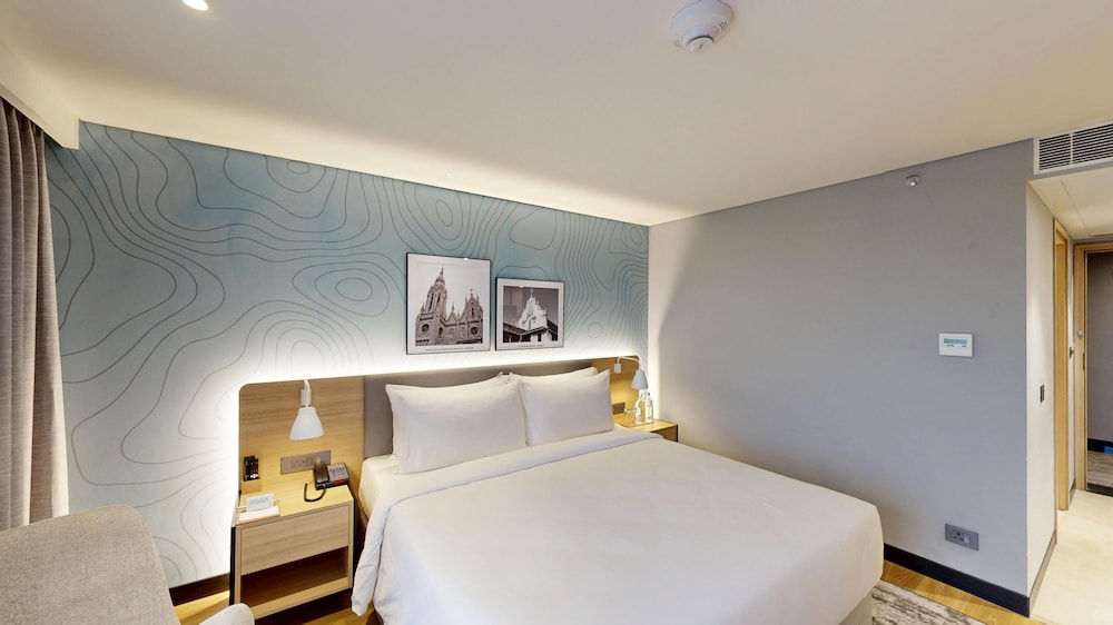 Park Inn & Suites by Radisson Thrissur East Fort 12/47
