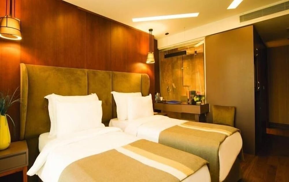 Blueway Hotel Historical 34/54