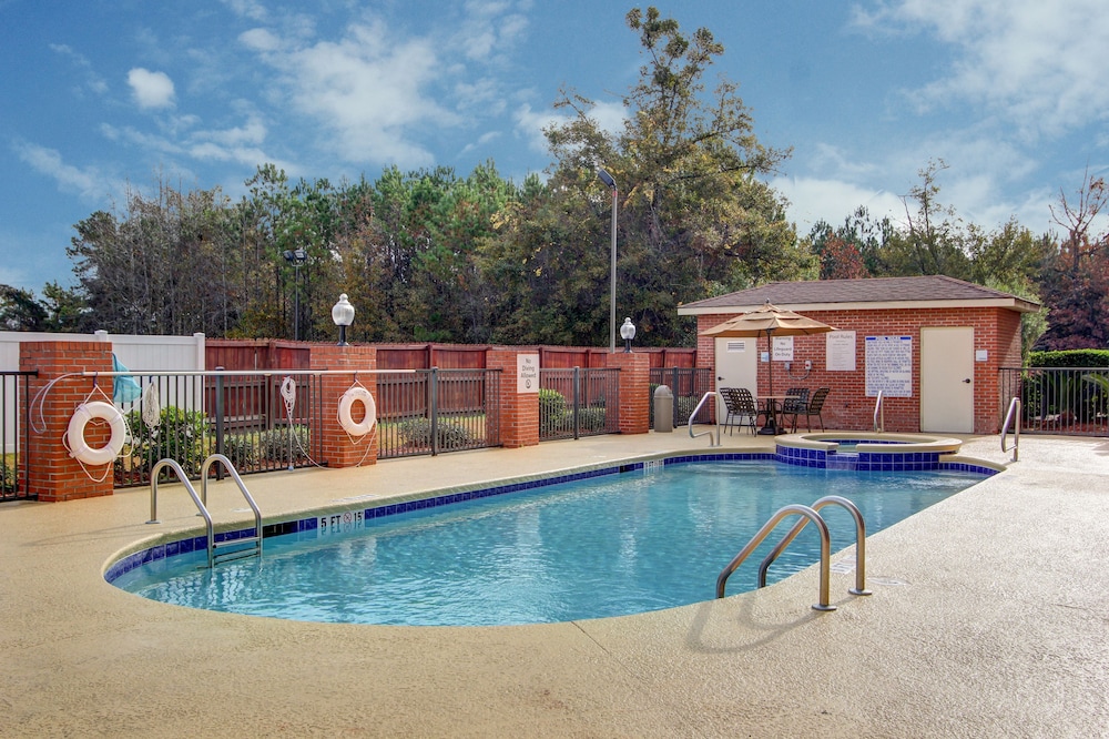Holiday Inn Express Savannah S I95 Richmond Hill 5/38