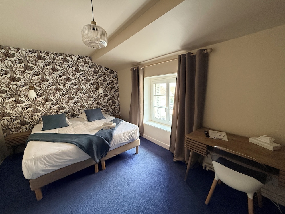 HOTEL ARTS ET TERROIRS 14/50