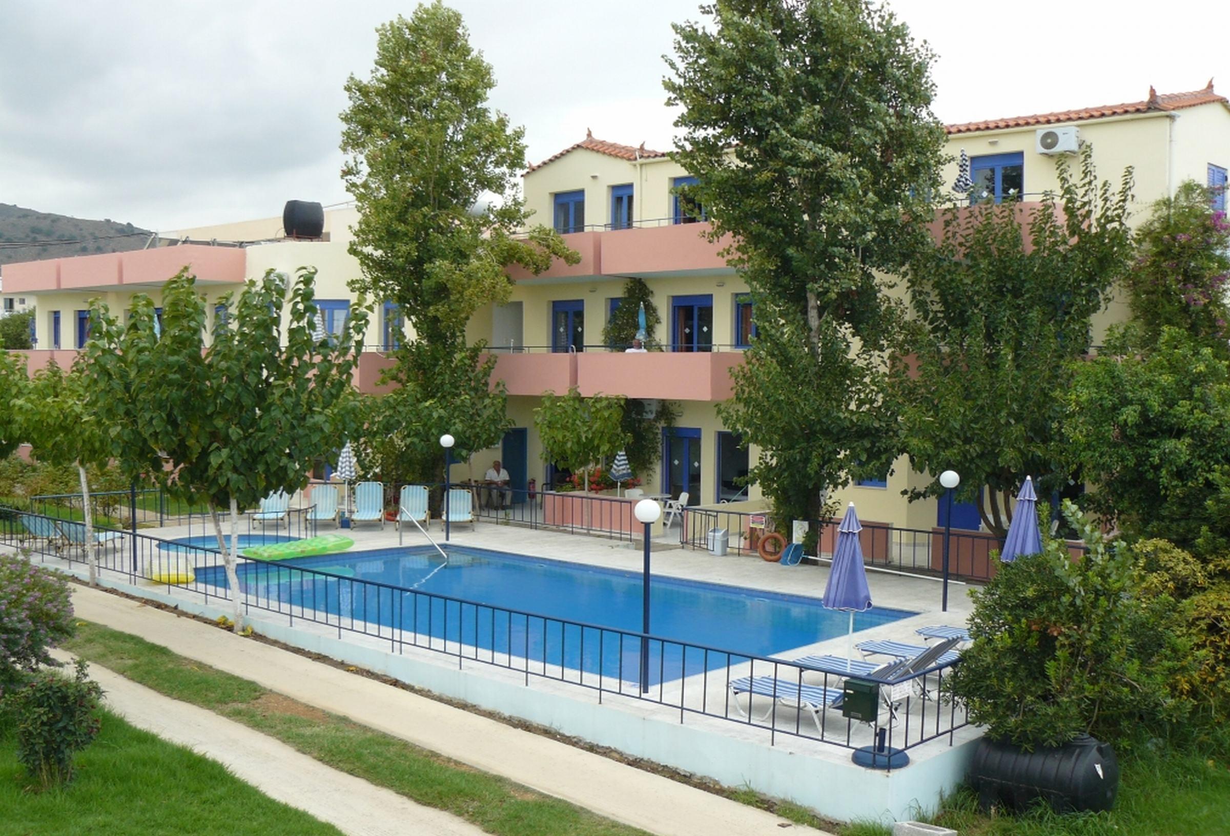 Leonidas Apartments 5/47