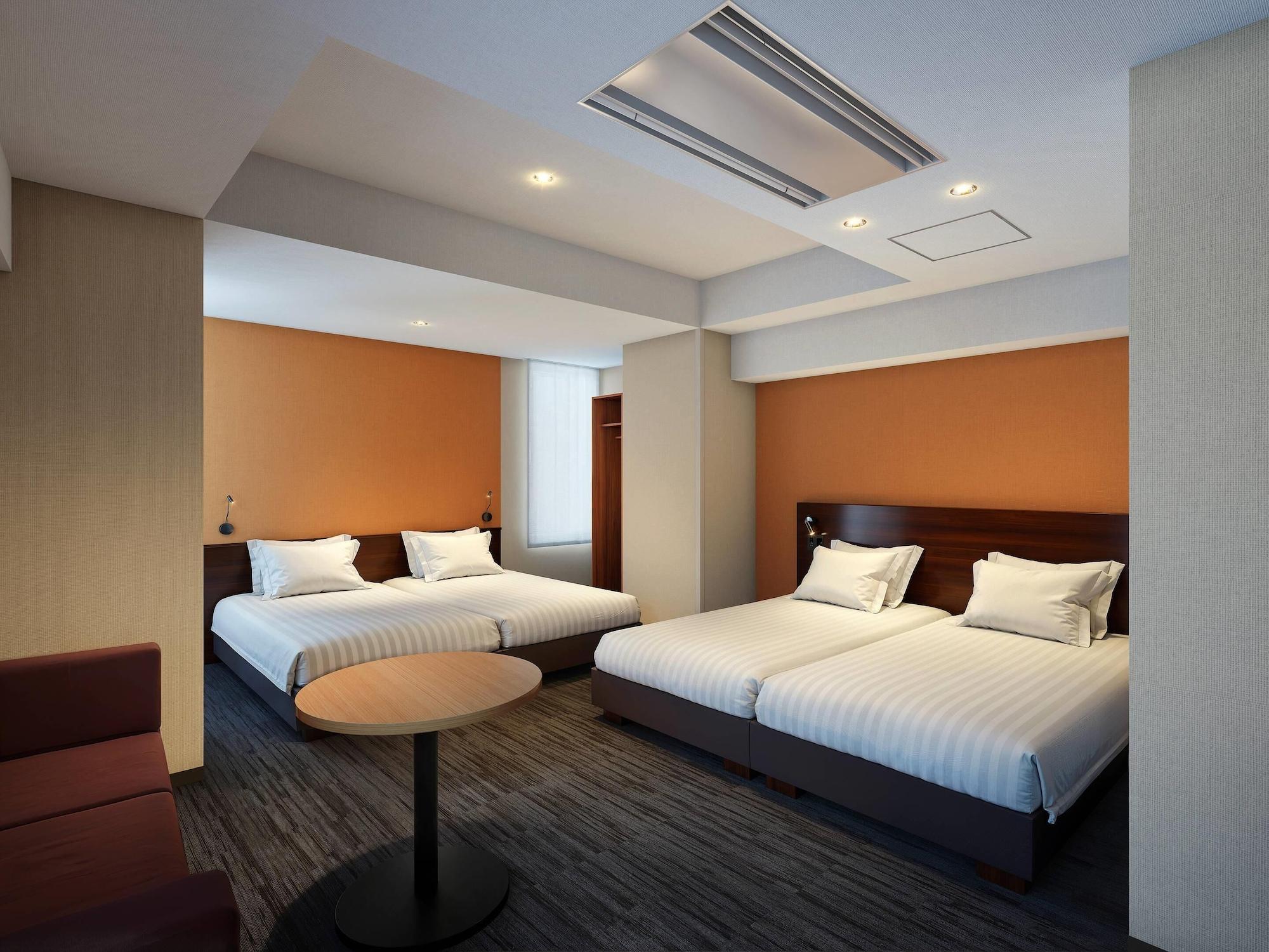 Room, Multiple Beds