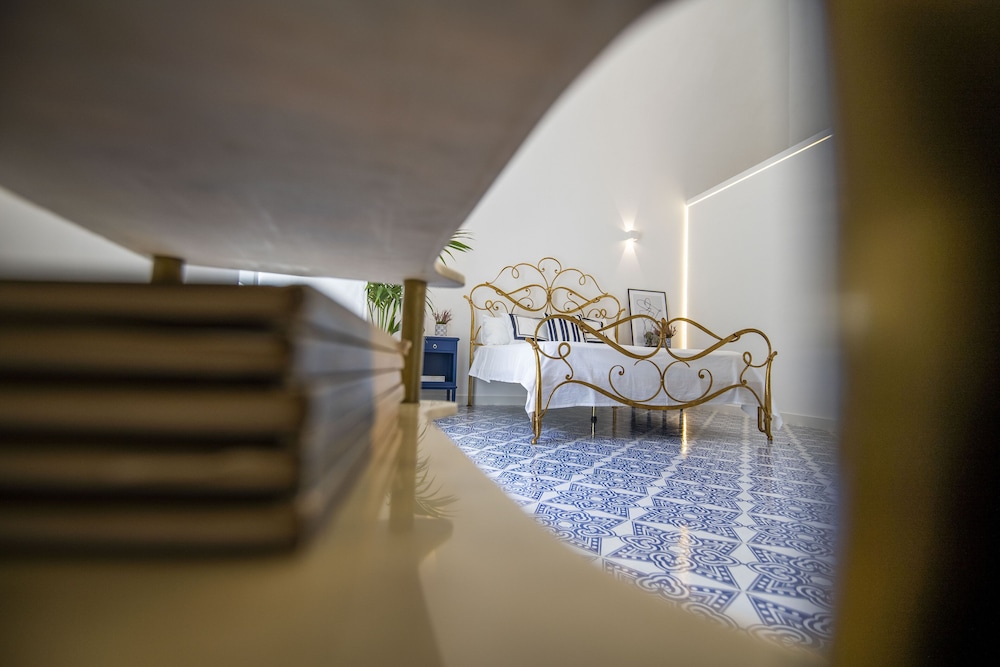 Crudo Home 37/76