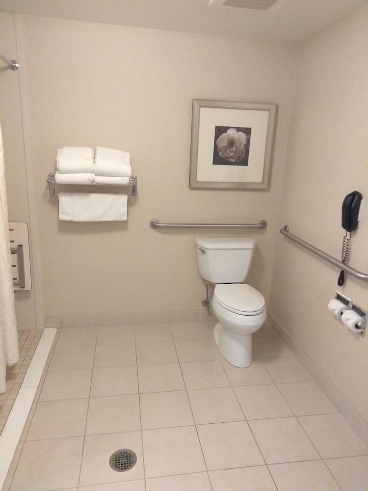 Hilton Garden Inn Charlotte Concord 10/34