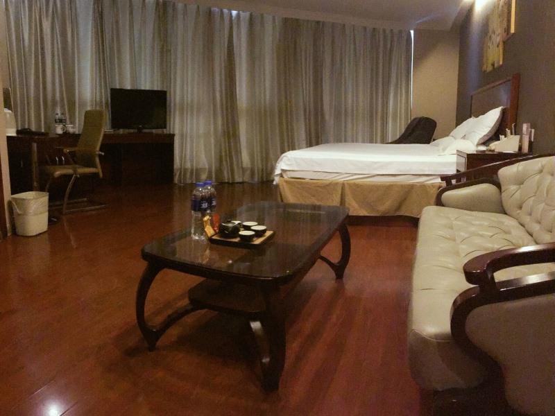 GreenTree Inn Shanghai Songjiang Xinqiao Jiuxin Road Express Hotel 15/19