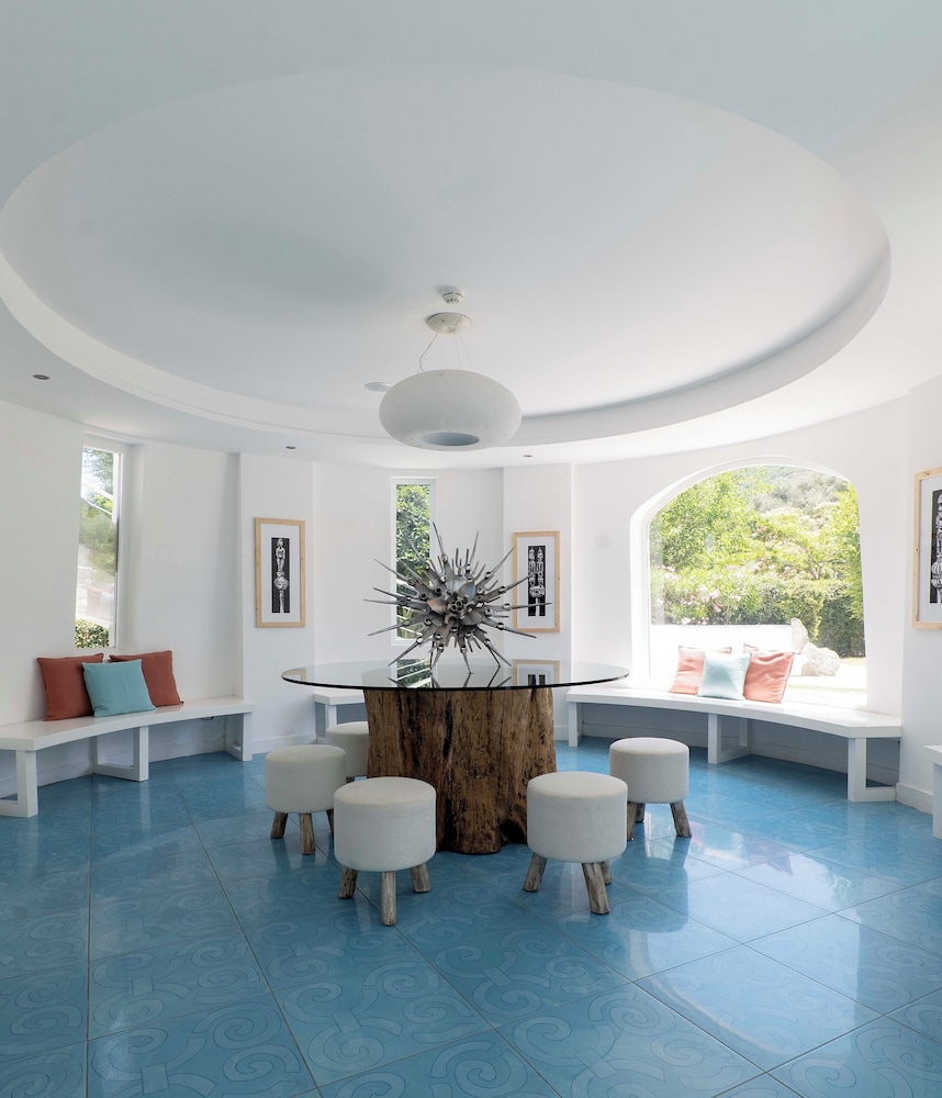 Infinity Resort Tropea 38/58