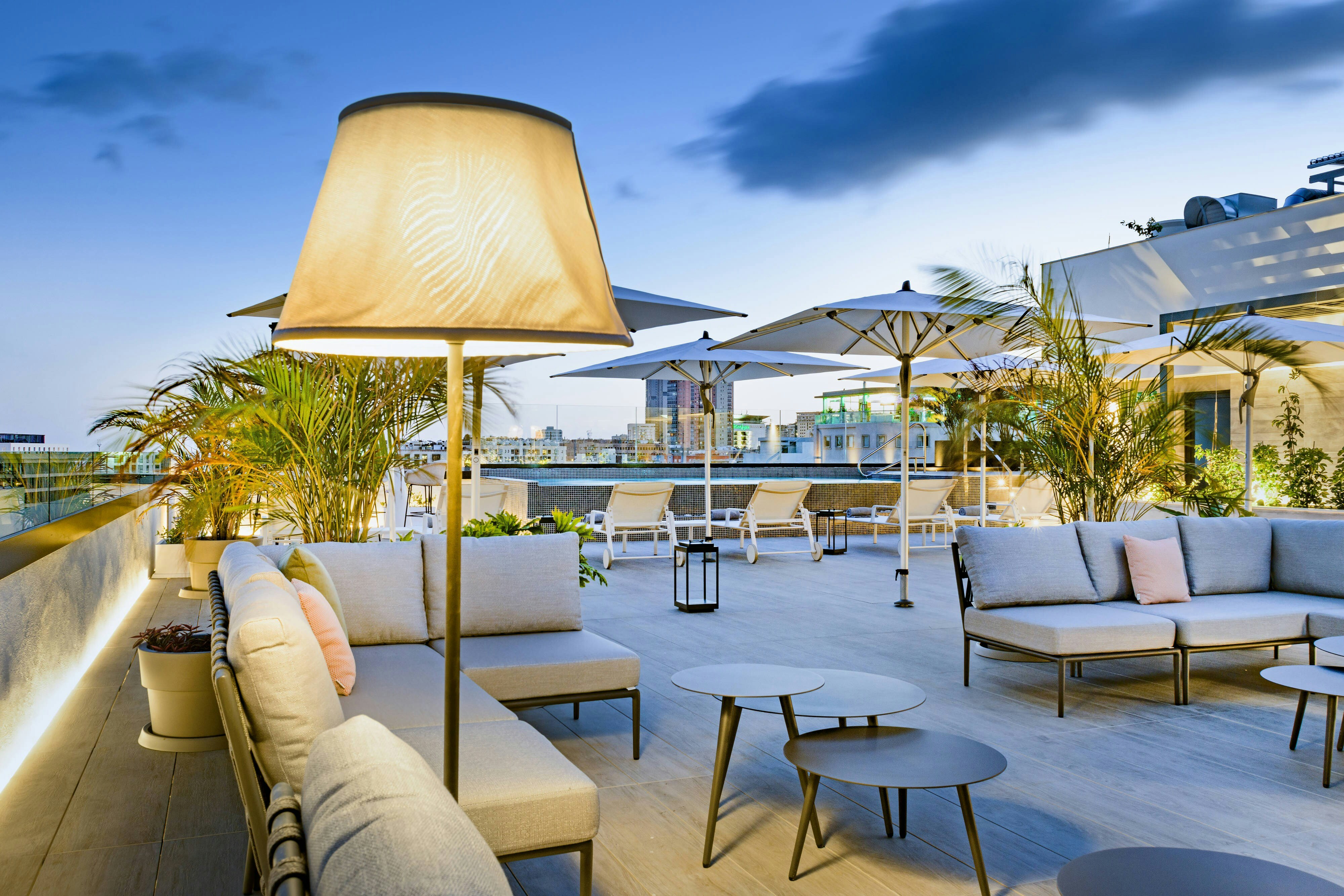 AC Hotel Tenerife by Marriott 16/26