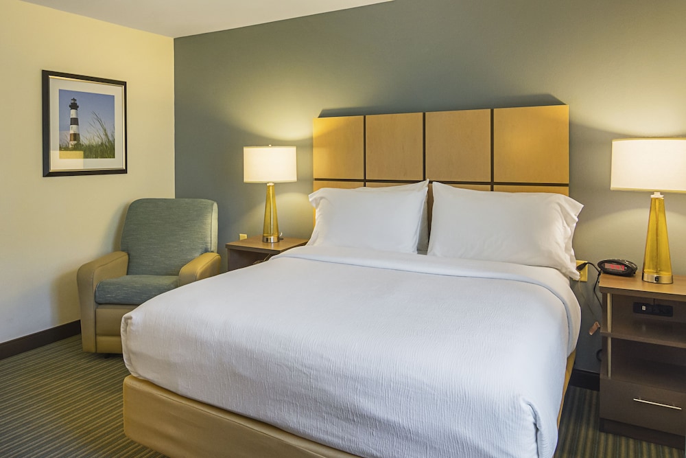 Candlewood Suites Pensacola University Area 22/58