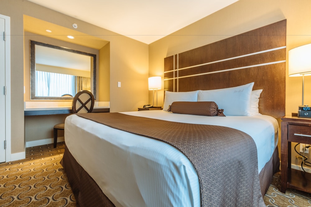 River Rock Casino Resort 10/60