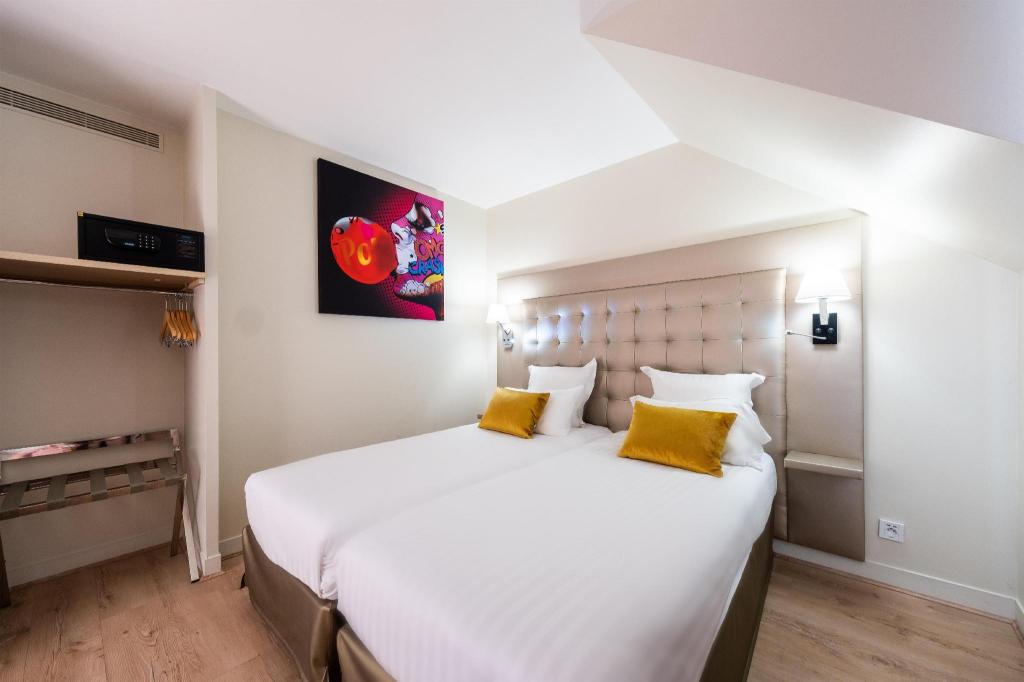 Apartment, Queen and Twin Beds, Kitchenette, Large