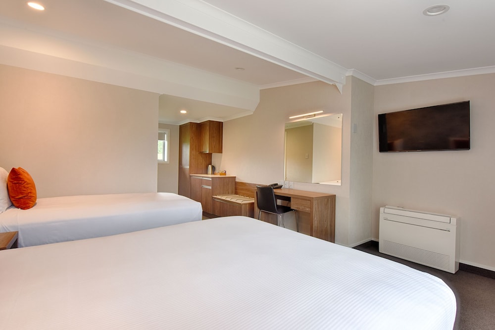 Croydon Lodge Hotel 10/40