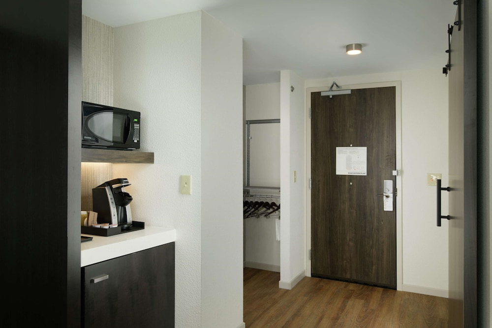 Hilton Garden Inn Memphis Downtown Beale Street 17/52
