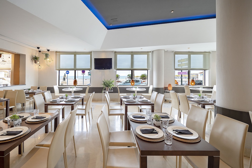 Hotel Cadiz Paseo Del Mar Affiliated By Melia 46/68
