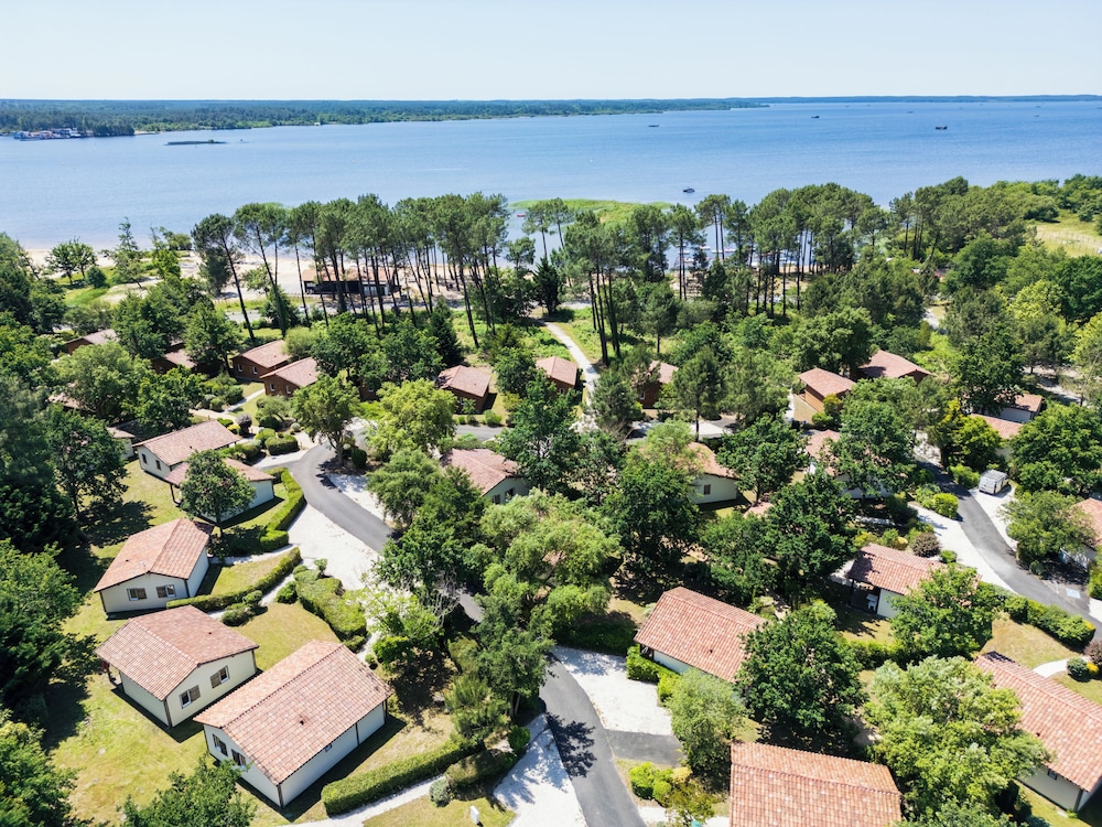 Les Cottages Du Lac 47/50