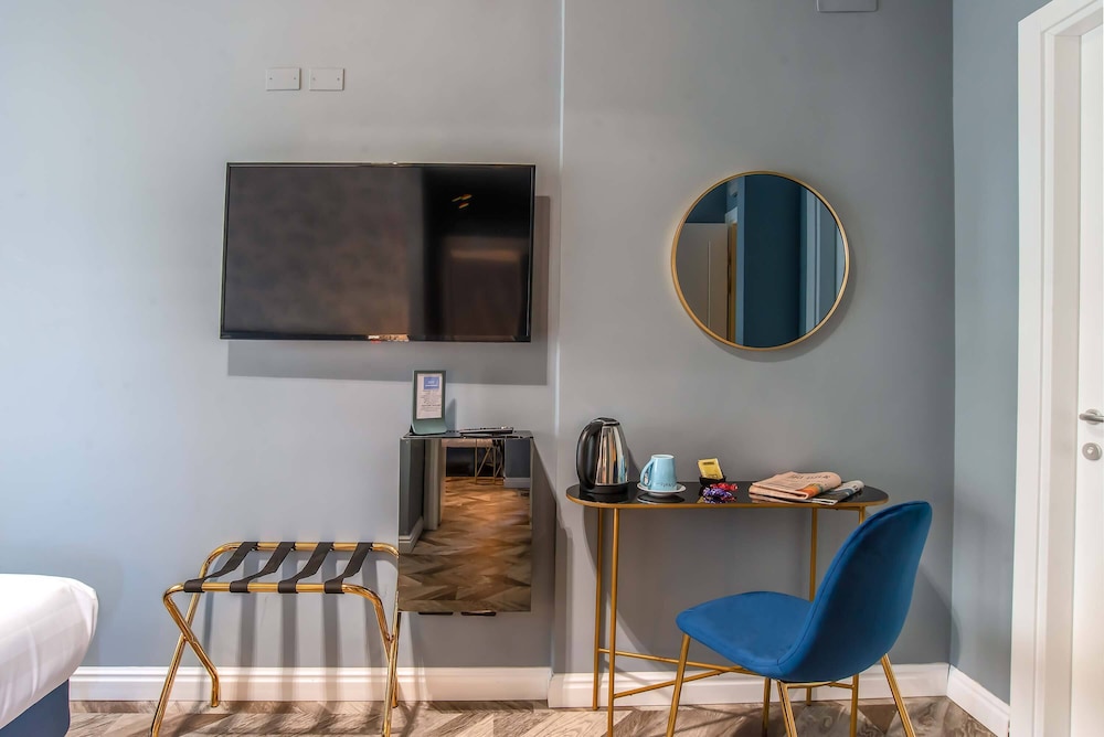 Bloom Hotel Roma 65/75
