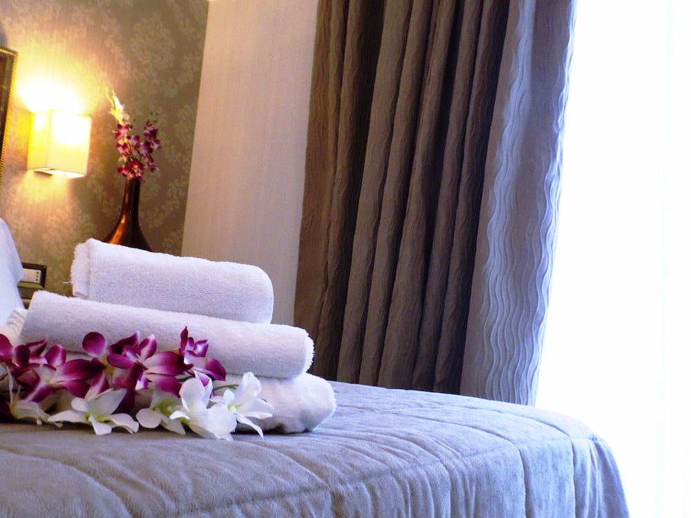 SUPERIOR, DOUBLE BED