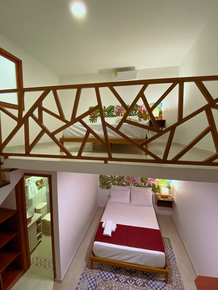 Hotel Evocacion 3/19