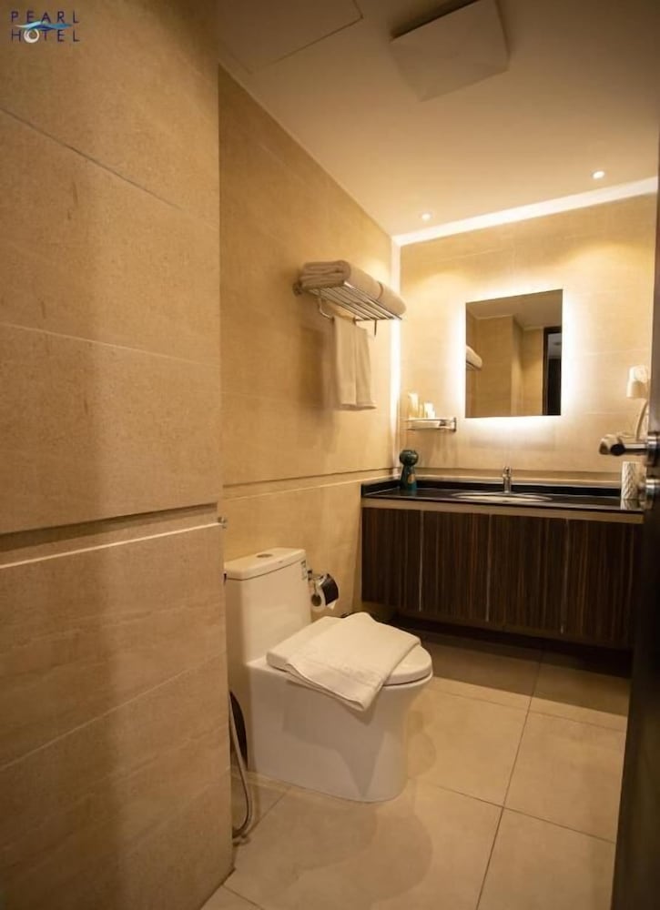 Pearl Hotel 43/43