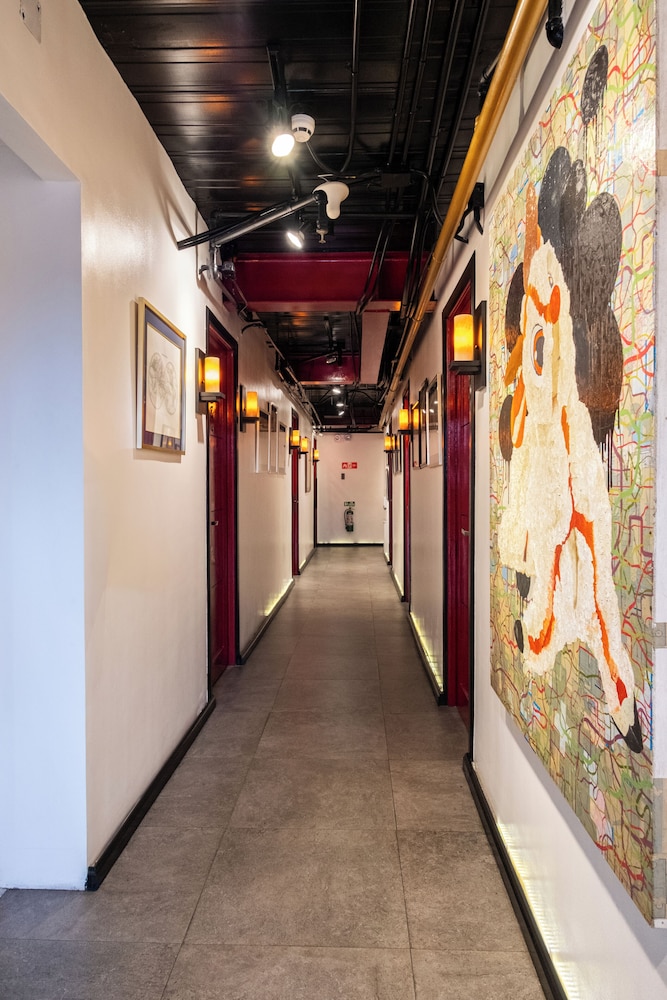 Unwnd Boutique Hotel Makati 10/63