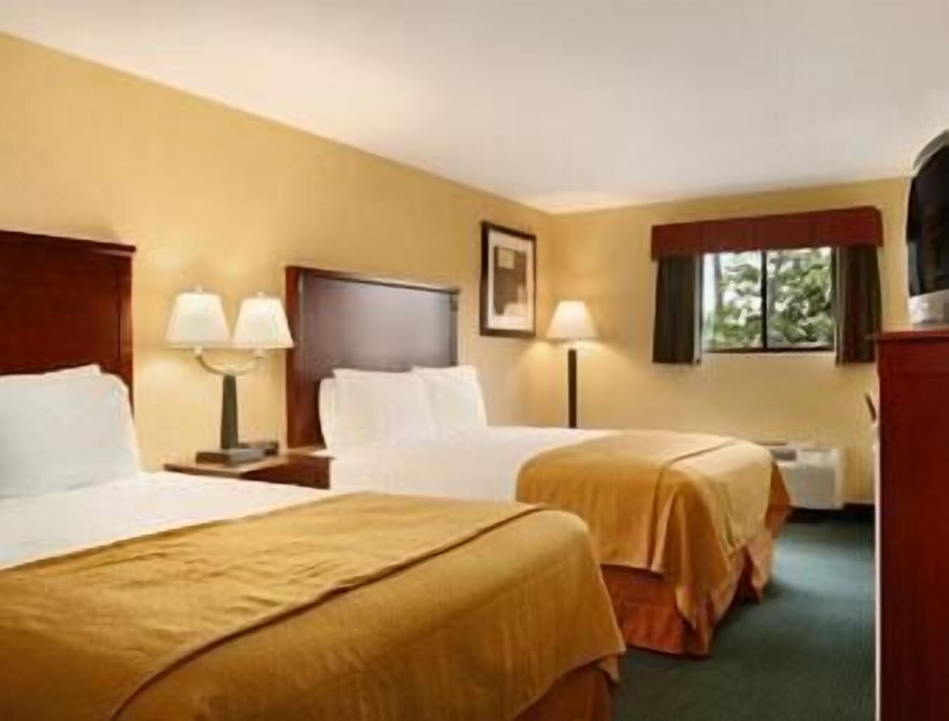 Ramada by Wyndham Kittery detail