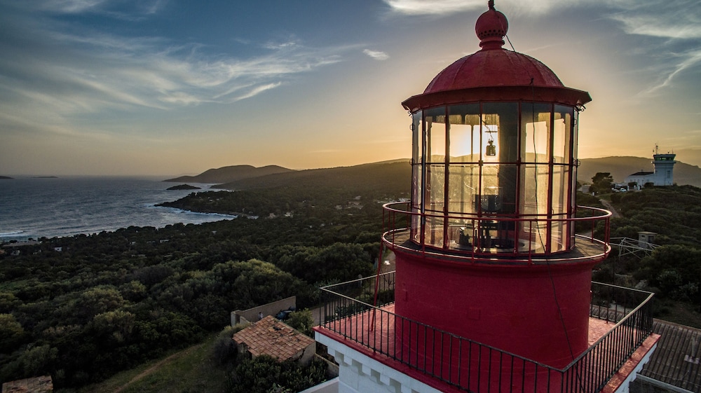 Golden Tulip Porto Vecchio 5/81