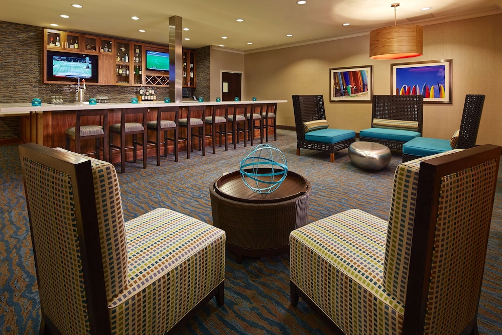 Hilton Garden Inn Los Angeles Redondo Beach 30/48