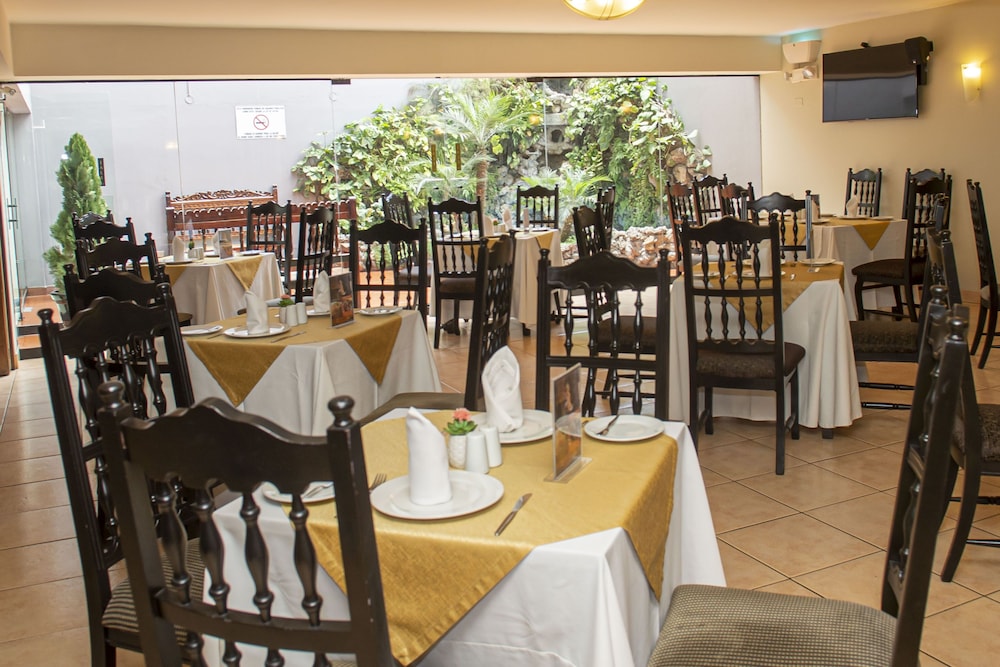 Hotel Carrera Ex Thunderbird Hotels Carrera 49/64