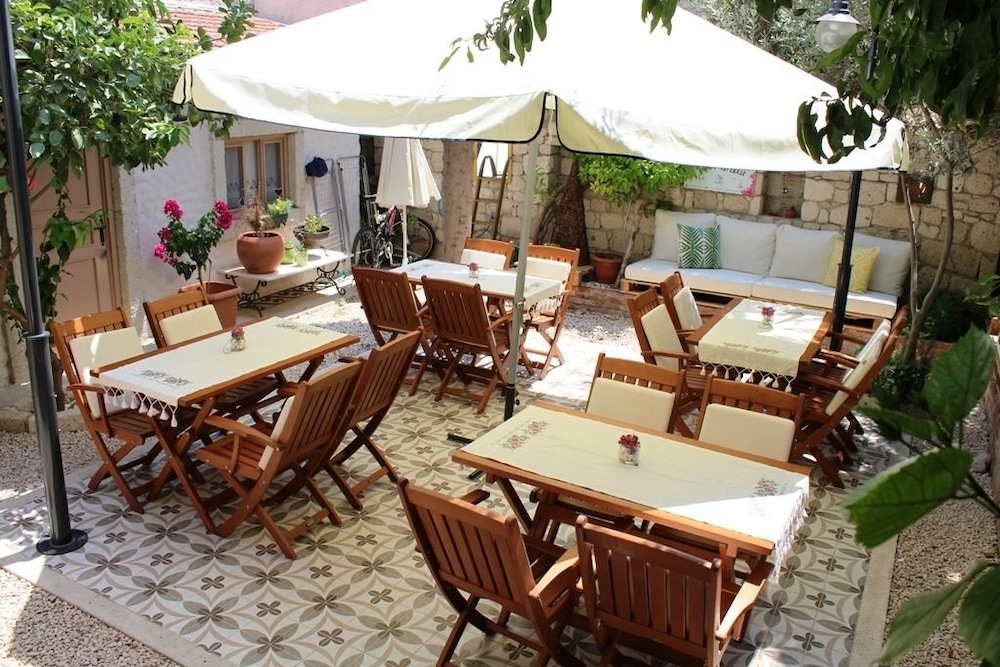 Lilyum Alacati Butik Otel 38/47