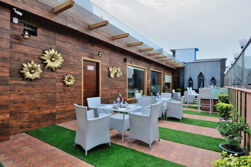 Hotel Gold Regency 31/34