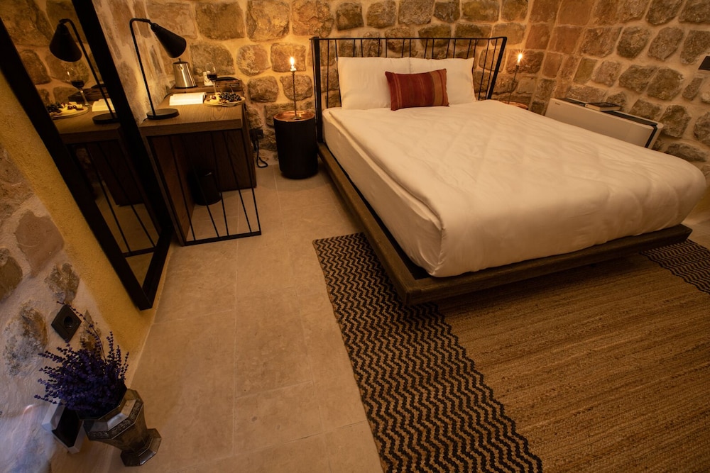 Mirsoum Hotel 4/34