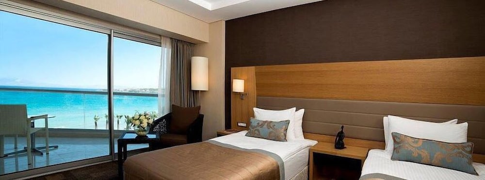 Boyalik Beach Hotel and Spa Thermal Resort 28/68