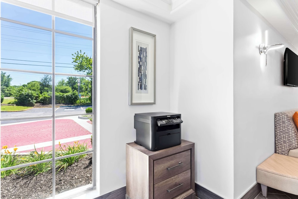 Best Western Schaumburg - O’Hare NW 30/43
