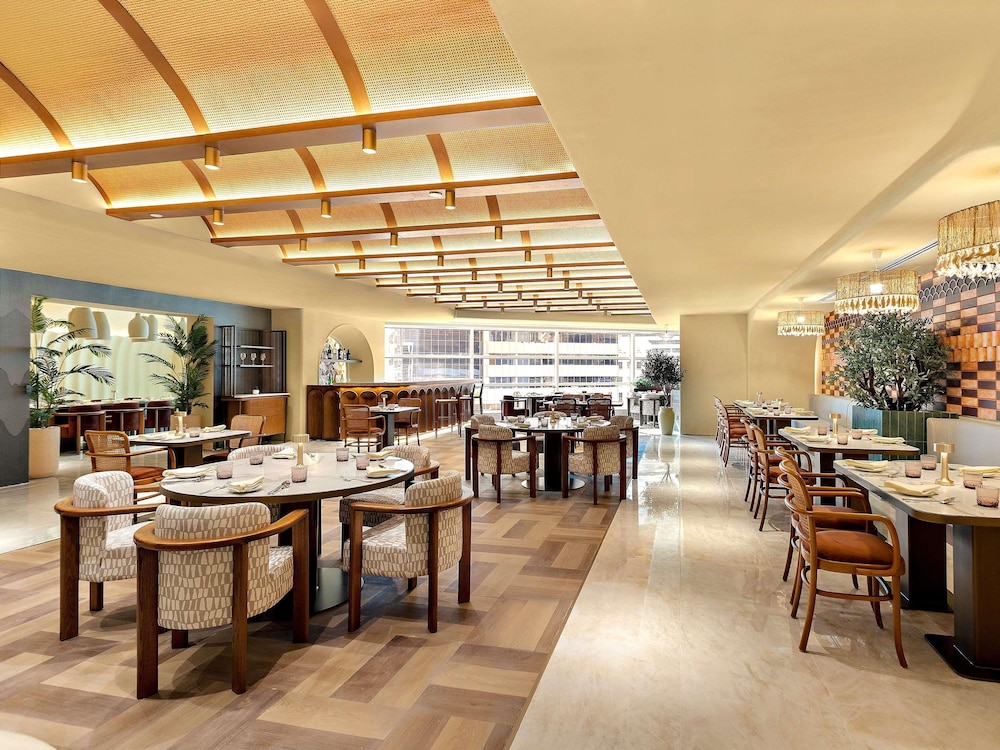 MERCURE ABU DHABI DOWNTOWN 46/58