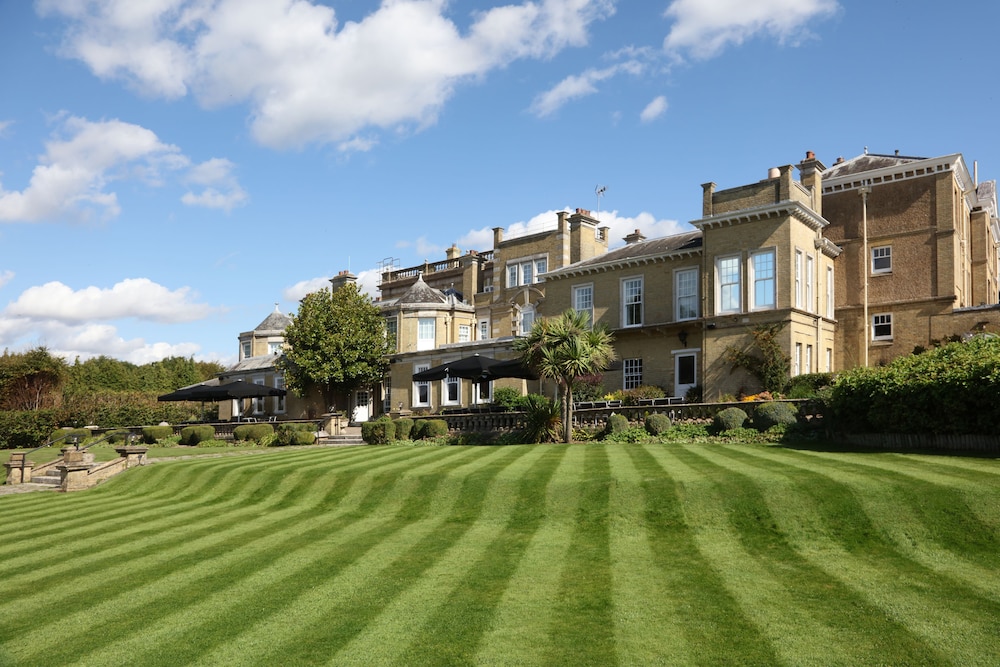 Best Western Chilworth Manor Hotel 1/53