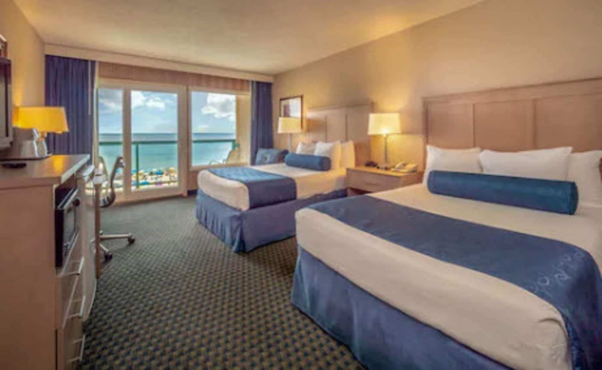 Room, 2 Double Beds, Ocean Front, Balcony
