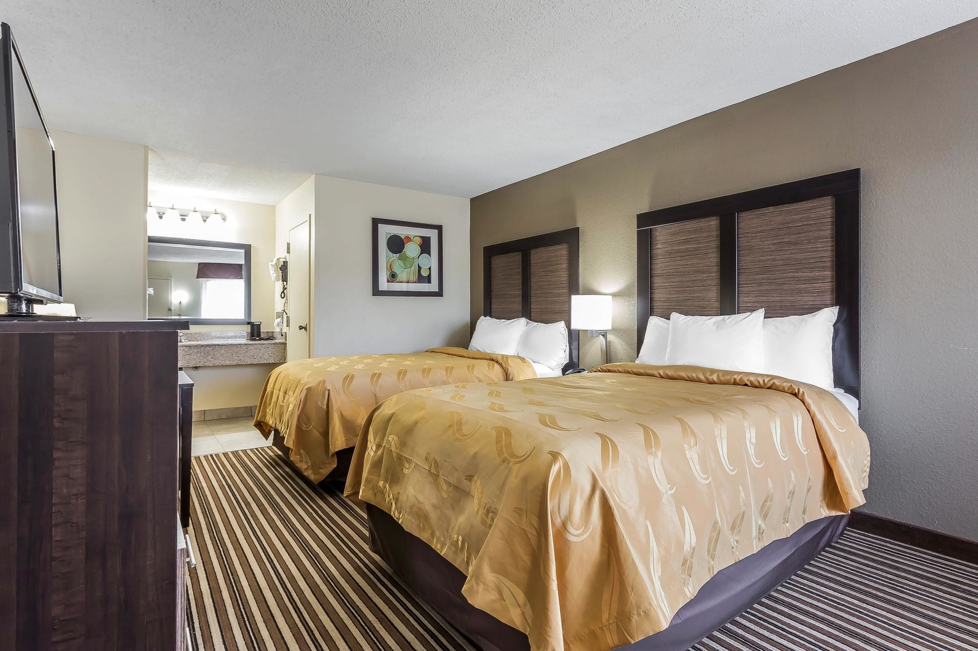 Upgrade, 2 Double Beds, Balcony