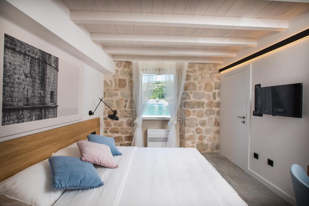 Bova Luxury Rooms 2/36