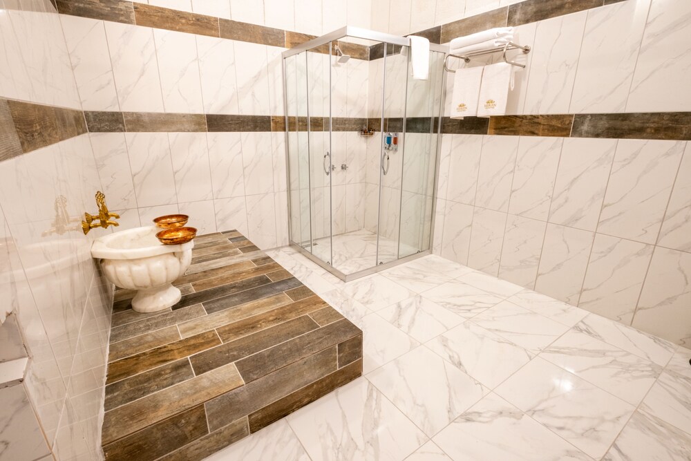 Mesken Cave Suites 26/50