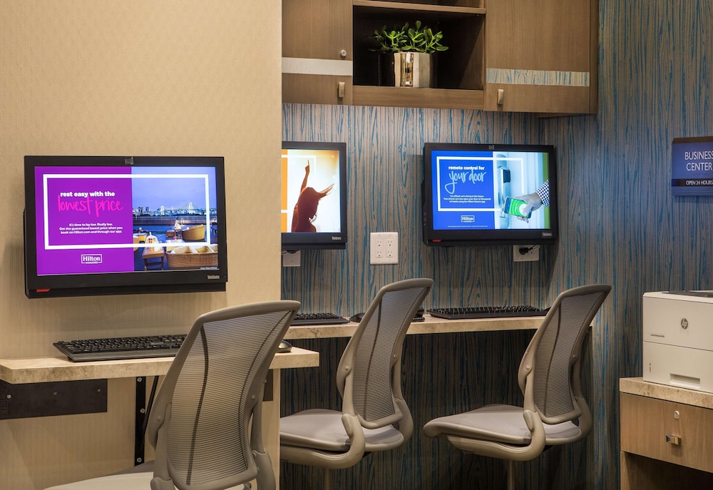 Hilton Garden Inn NYC Financial Center/Manhattan Downtown 35/40