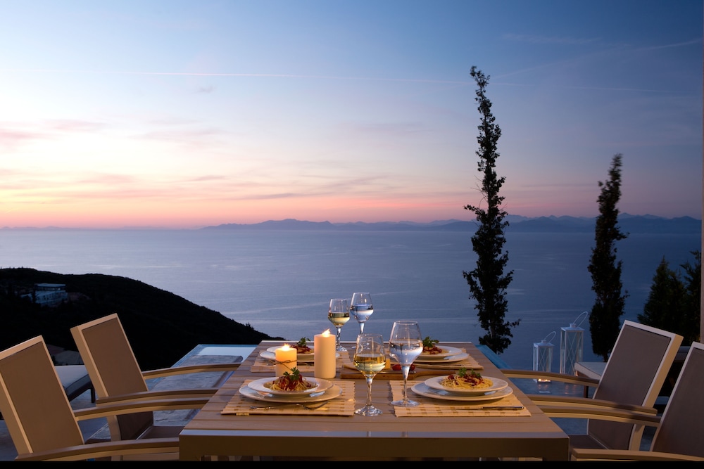 Ionian Horizon Villas 46/56