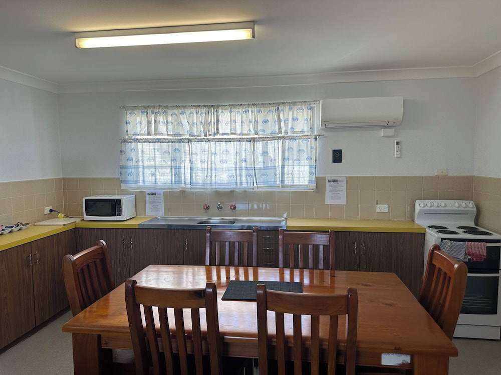 Bentleigh Motor Inn 47/63