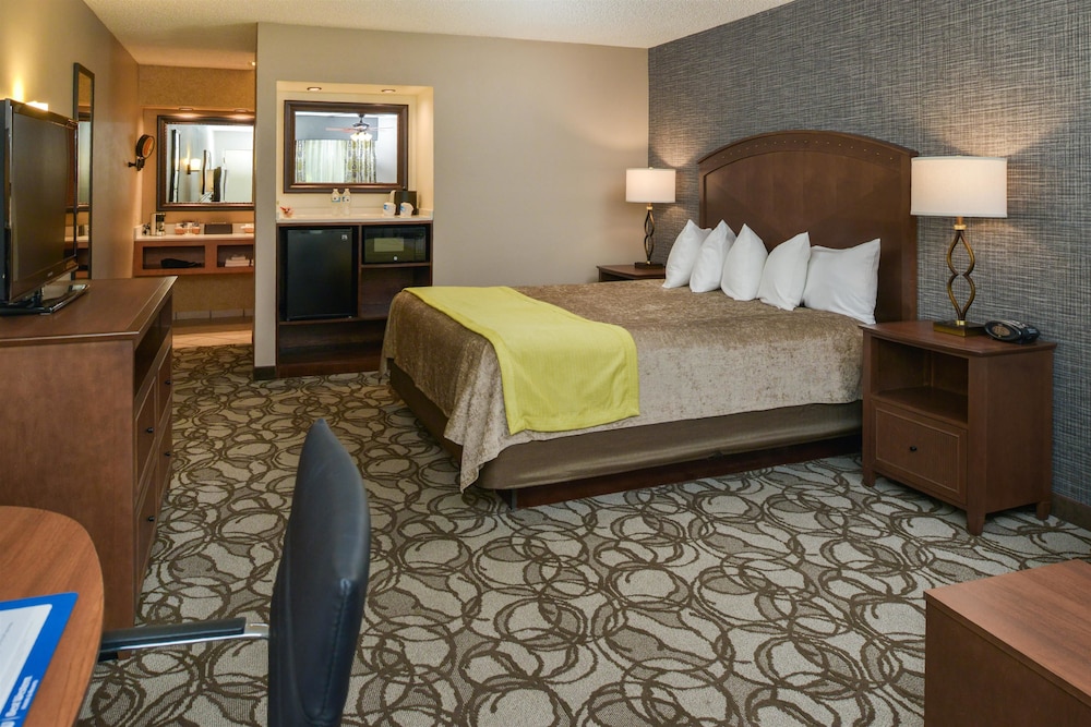 Best Western Plus Black Oak 25/76
